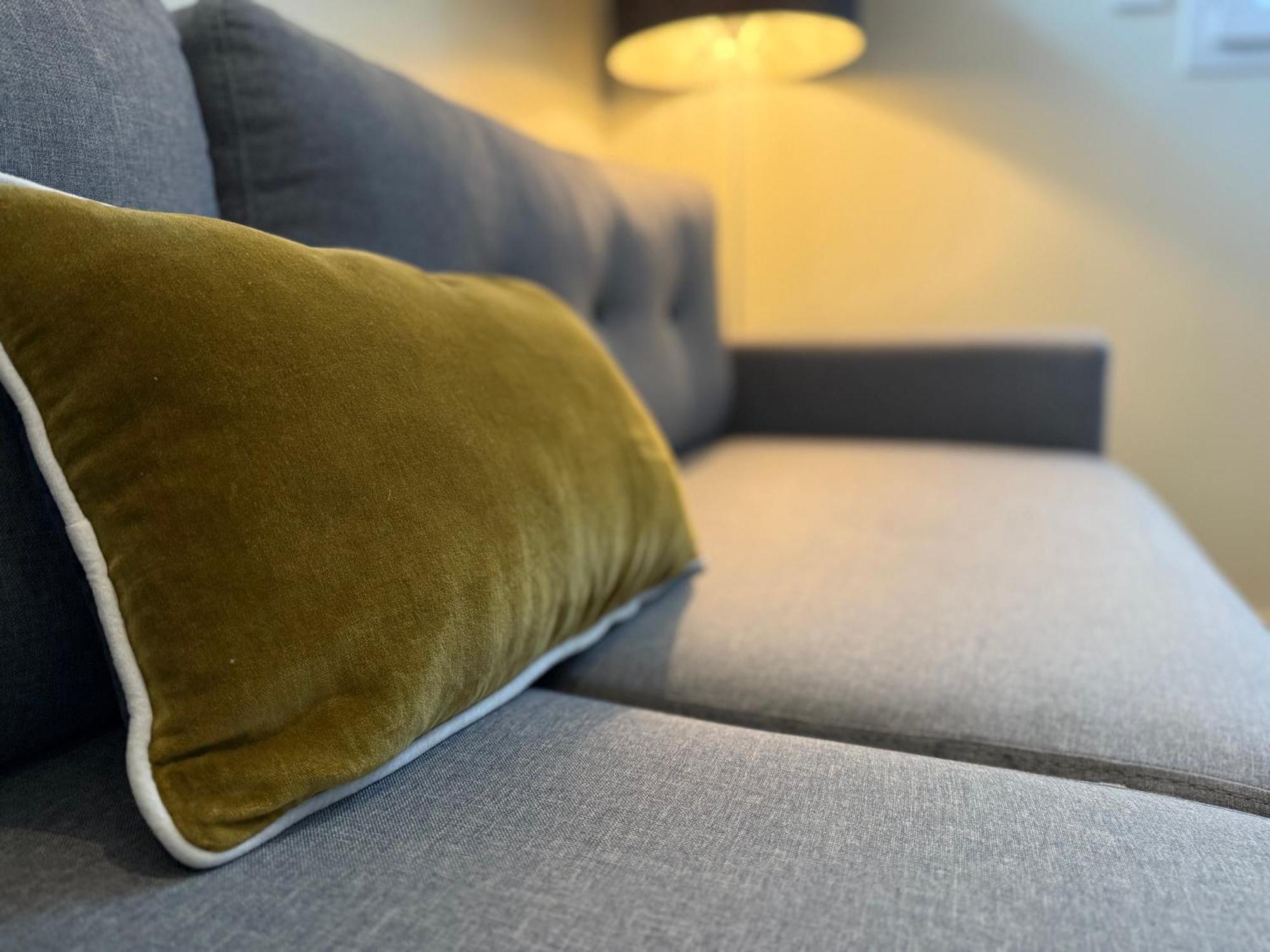 Loft, Studio And Love Rooms Bourg-Saint-Christophe Exterior photo