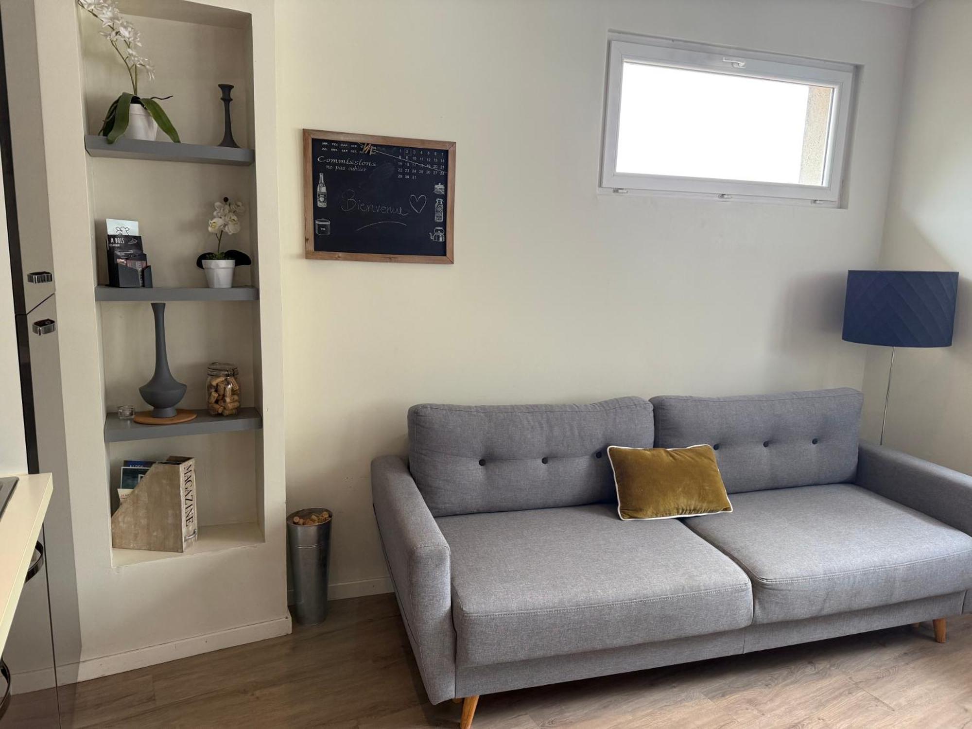 Loft, Studio And Love Rooms Bourg-Saint-Christophe Exterior photo